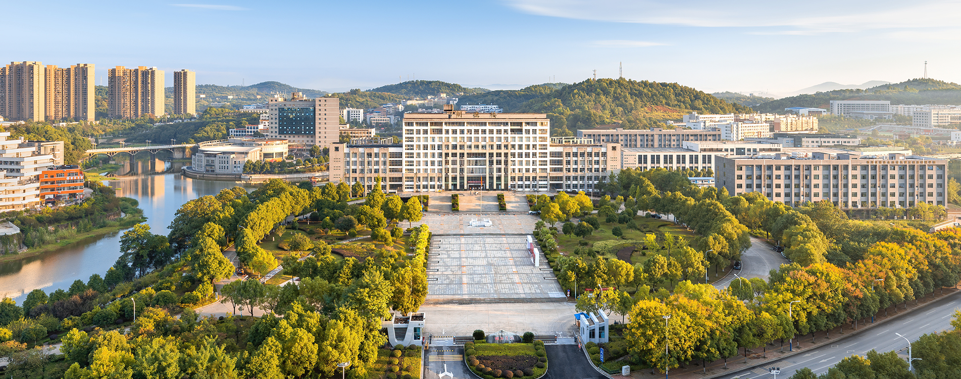 明德??新照 黄冠??2023.9.19.jpg